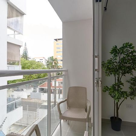 Dom. Rep. Exclusive 2 Bed Apt. Evaristo Morales Santo Domingo Esterno foto