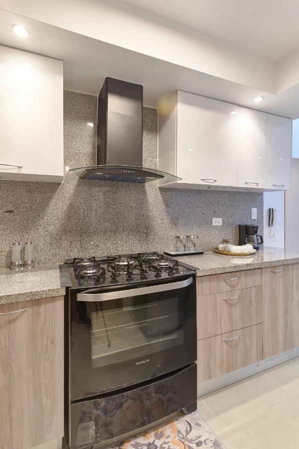 Dom. Rep. Exclusive 2 Bed Apt. Evaristo Morales Santo Domingo Esterno foto