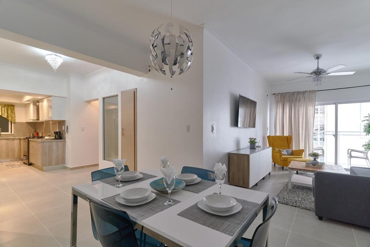 Dom. Rep. Exclusive 2 Bed Apt. Evaristo Morales Santo Domingo Esterno foto