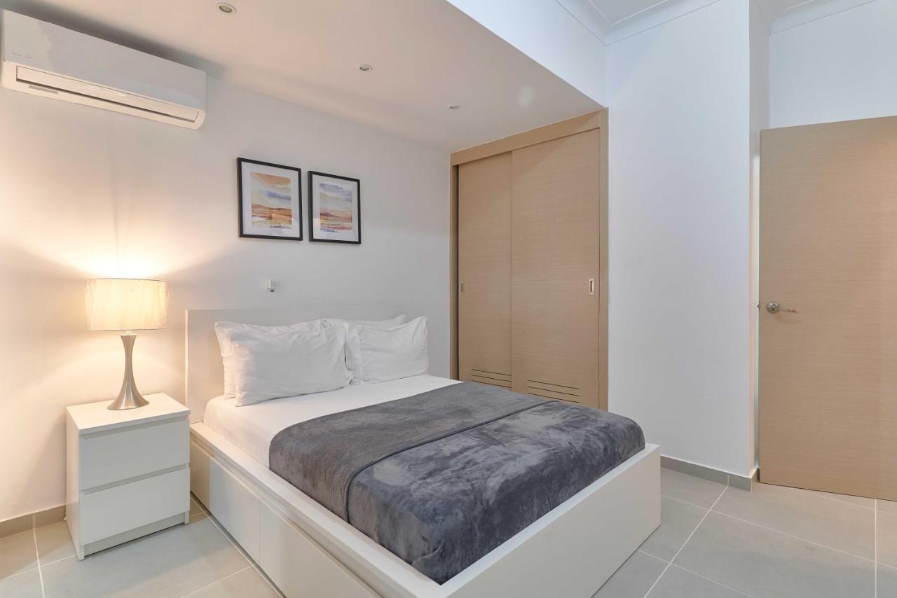 Dom. Rep. Exclusive 2 Bed Apt. Evaristo Morales Santo Domingo Esterno foto